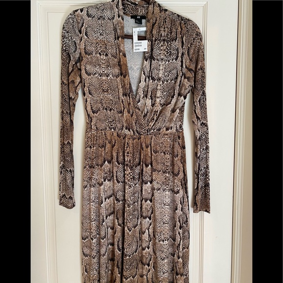 NWT Women’s H&M Snakeskin Print Dress Size Small - Picture 1 of 5